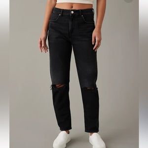 American Eagle Strigid Mom Jean